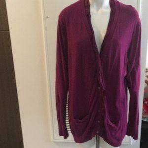 Old navy fushia sweater
